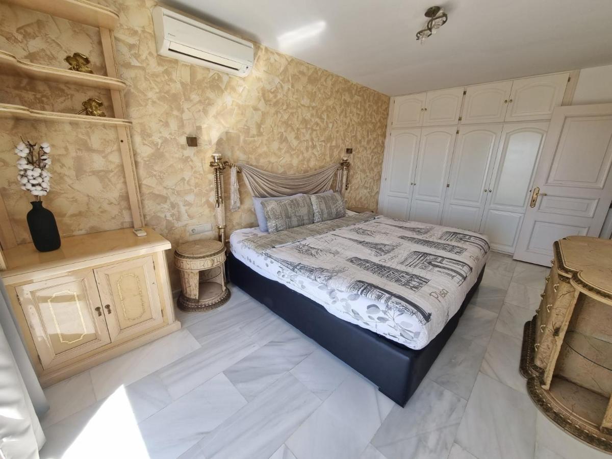 Penthouse With Private Pool, Hot Tub Jacuzzi With Sea Views And Chill-Out Zone, Close To The Sea Marbella Exterior photo