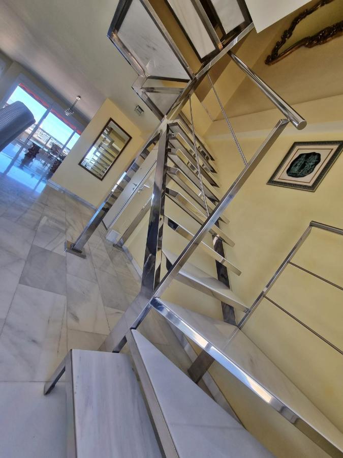 Penthouse With Private Pool, Hot Tub Jacuzzi With Sea Views And Chill-Out Zone, Close To The Sea Marbella Exterior photo